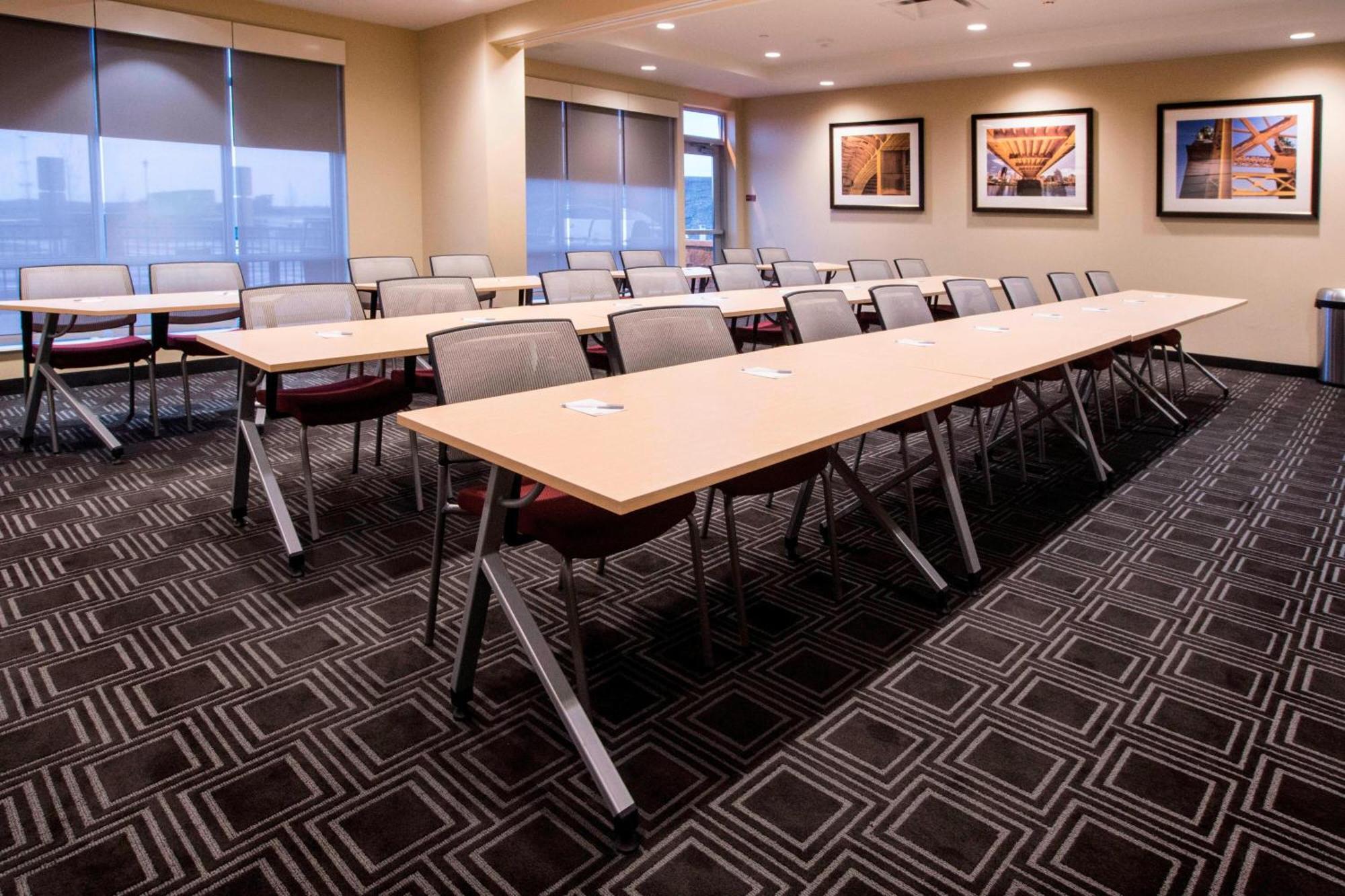 Towneplace Suites By Marriott Pittsburgh Cranberry Township Esterno foto